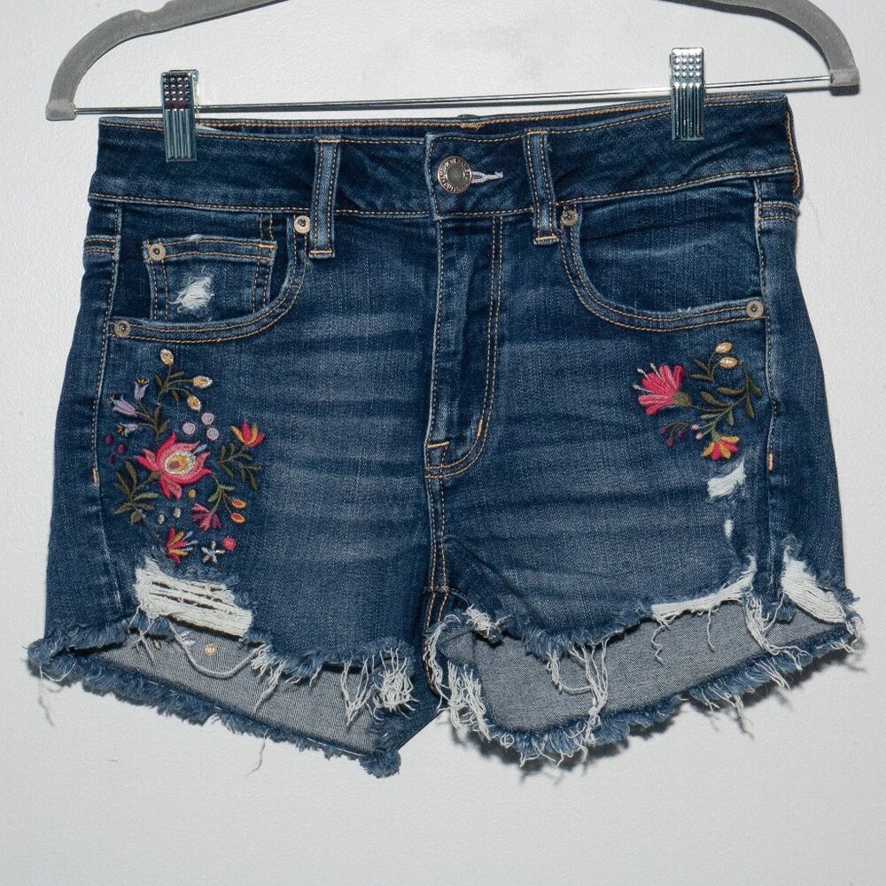 American Eagle Floral Embroidered Shorts